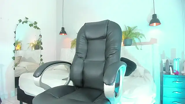 Snapshot of Ricky_Owens1 chatting on 5, 11, 2025 Ricky Owens1 online show from 5, 11, 2025