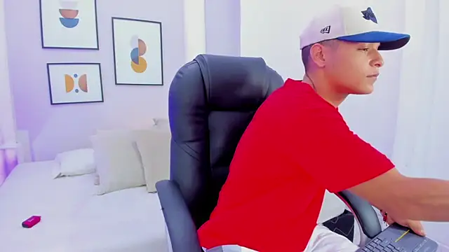 Snapshot of Ricky_Owens1 chatting on 7, 11, 2025 Ricky Owens1 online show from 7, 11, 2025