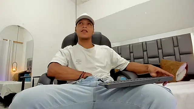 Snapshot of Ricky_Owens1 chatting on 1, 12, 2025 Ricky Owens1 online show from 1, 12, 2025