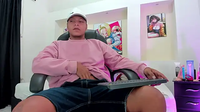 Snapshot of Ricky_Owens1 chatting on 3, 12, 2025 Ricky Owens1 online show from 3, 12, 2025