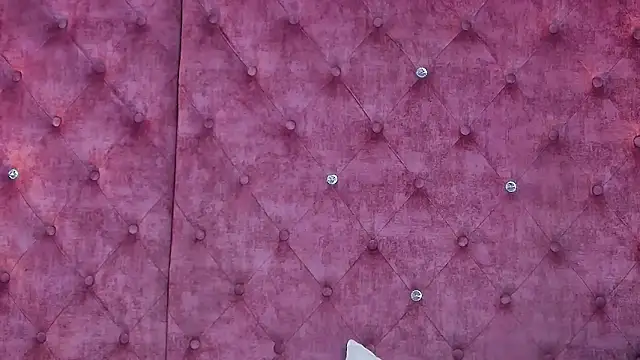 Snapshot of MaddisonBelucci chatting on 22, 11, 2025 MaddisonBelucci online show from 22, 11, 2025