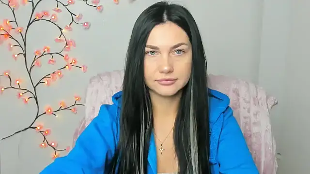 Lune Moon online show from 19, 12, 2025