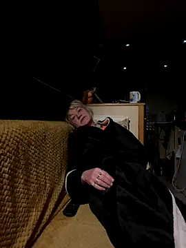 ladyboatlady online show from 4, 11, 2025