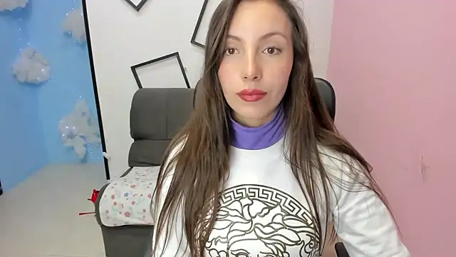 Snapshot of paula_miler1 chatting on 27, 10, 2025 paula miler1 online show from 27, 10, 2025