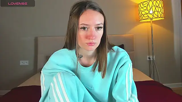 Snapshot of cutienaughtygirl chatting on 13, 11, 2025 cutienaughtygirl online show from 13, 11, 2025