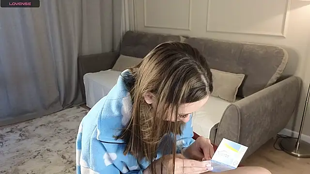 Snapshot of cutienaughtygirl chatting on 28, 11, 2025 cutienaughtygirl online show from 28, 11, 2025