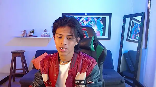 Snapshot of dreyk20 chatting on 30, 10, 2025 dreyk20 online show from 30, 10, 2025