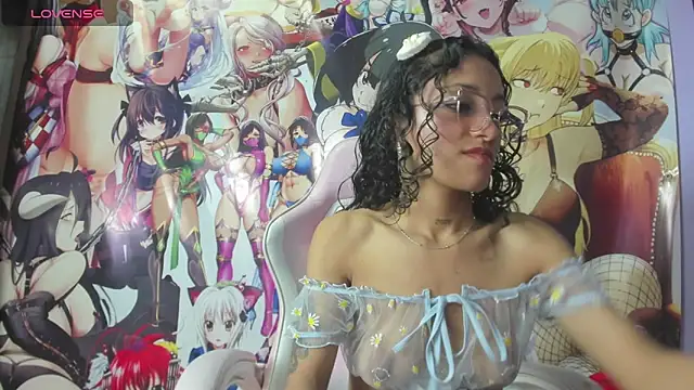 Snapshot of Kylie_Moan chatting on 20, 9, 2025 Kylie Moan online show from 20, 9, 2025