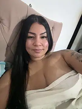 Snapshot of julianamascarada chatting on 17, 10, 2025 julianamascarada online show from 17, 10, 2025