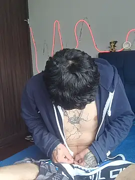 Tattoboy19cm online show from 11, 10, 2025