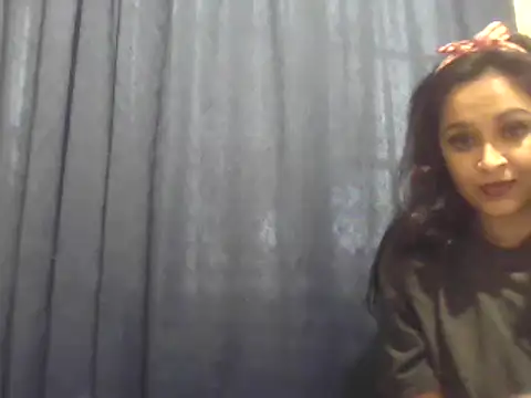 Snapshot of cute_indianxo chatting on 27, 9, 2025 cute indianxo online show from 27, 9, 2025