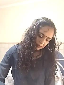 Snapshot of cute_indianxo chatting on 12, 2, 2026 cute indianxo online show from 12, 2, 2026