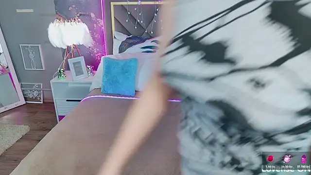 Ketrin Jones online show from 10, 3, 2026