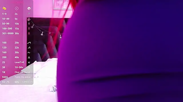 cutepetitee online show from 17, 9, 2025