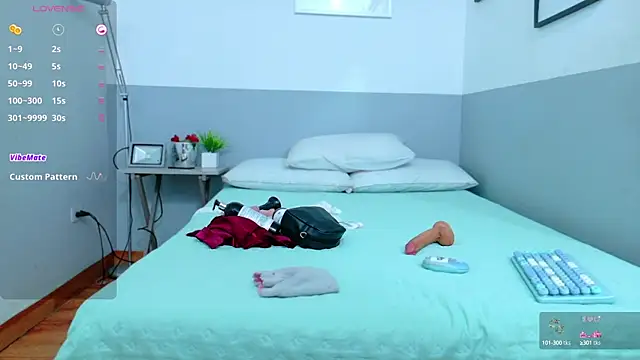 cutepetitee online show from 26, 9, 2025