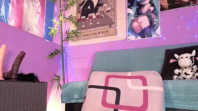 Snapshot of Gaia_Gatex chatting on 8, 11, 2025 Gaia Gatex online show from 8, 11, 2025