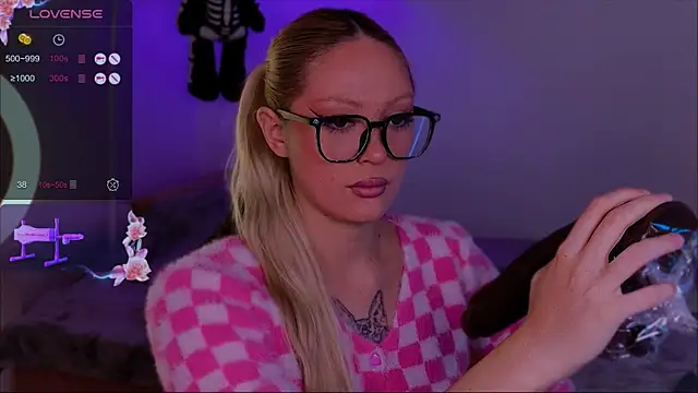 Snapshot of LeksaCandy chatting on 11, 11, 2025 LeksaCandy online show from 11, 11, 2025