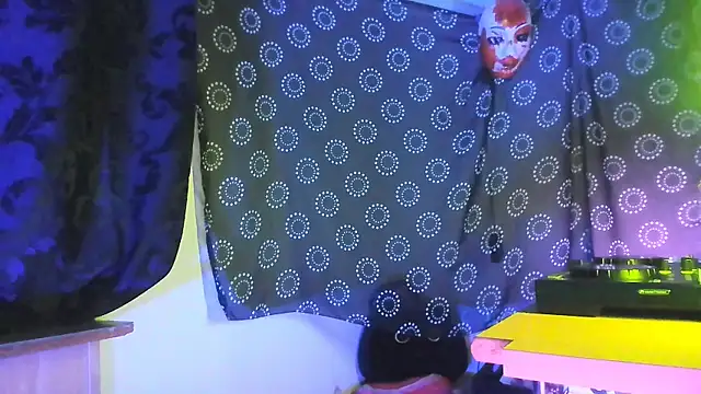 DjDiCKmannOnE online show from 10, 2, 2026