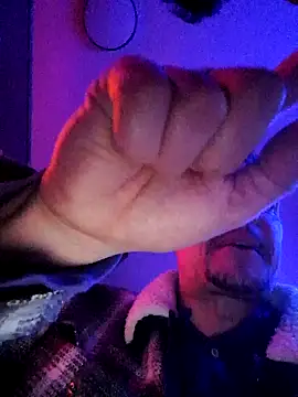 Snapshot of ARTANIS20 chatting on 28, 4, 2026 ARTANIS20 online show from 28, 4, 2026
