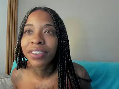 Pauline Fox online show from 28, 9, 2025