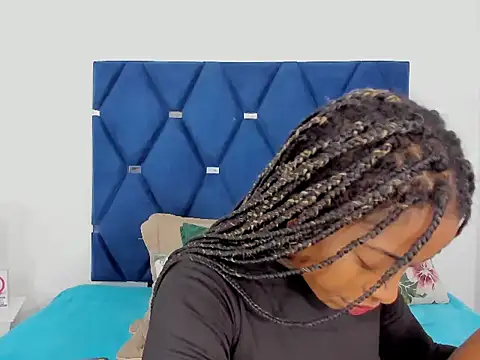 Pauline Fox online show from 13, 10, 2025