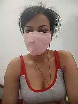 Snapshot of Miss-0012 chatting on 17, 10, 2025 Miss-0012 online show from 17, 10, 2025