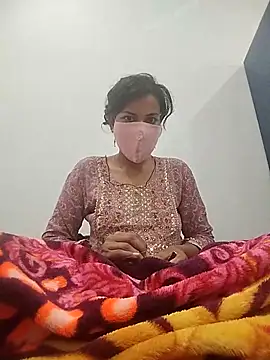 Snapshot of Miss-0012 chatting on 9, 11, 2025 Miss-0012 online show from 9, 11, 2025