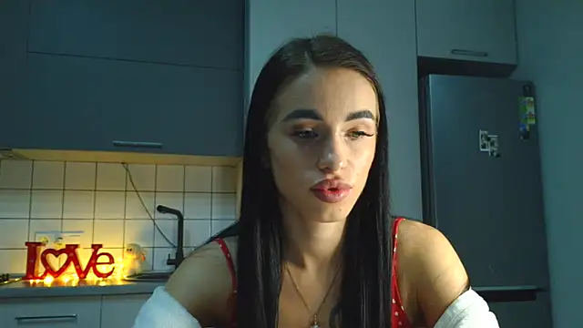 Snapshot of EvaMelnik chatting on 12, 9, 2025 EvaMelnik online show from 12, 9, 2025