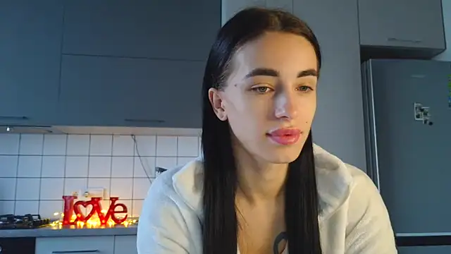 Snapshot of EvaMelnik chatting on 18, 9, 2025 EvaMelnik online show from 18, 9, 2025