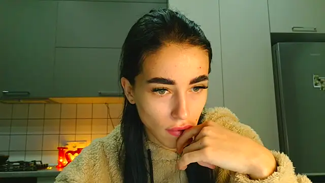 Snapshot of EvaMelnik chatting on 29, 9, 2025 EvaMelnik online show from 29, 9, 2025