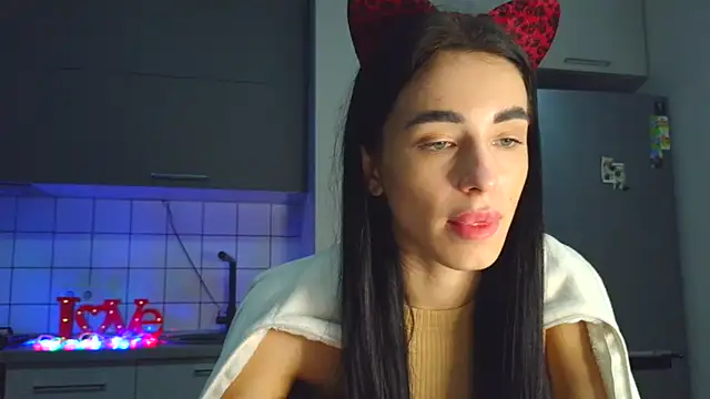 Snapshot of EvaMelnik chatting on 27, 10, 2025 EvaMelnik online show from 27, 10, 2025