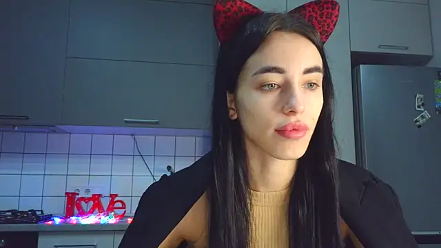 Snapshot of EvaMelnik chatting on 2, 11, 2025 EvaMelnik online show from 2, 11, 2025