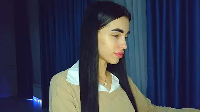 Snapshot of EvaMelnik chatting on 15, 11, 2025 EvaMelnik online show from 15, 11, 2025