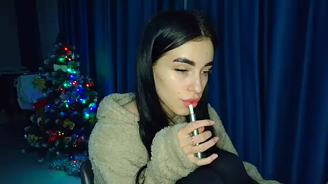 Snapshot of EvaMelnik chatting on 17, 12, 2025 EvaMelnik online show from 17, 12, 2025