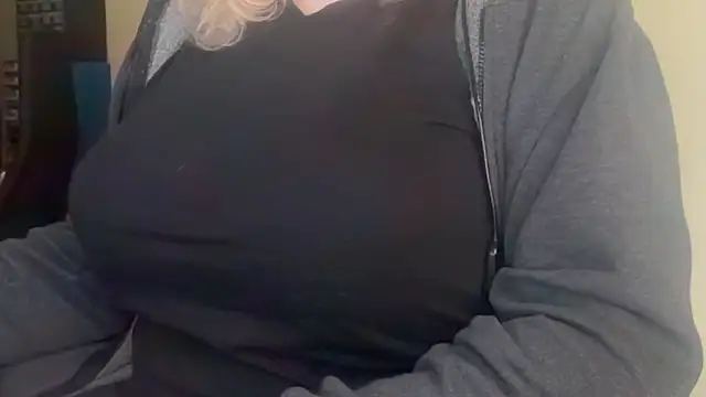 LunoviaXL online show from 24, 11, 2025