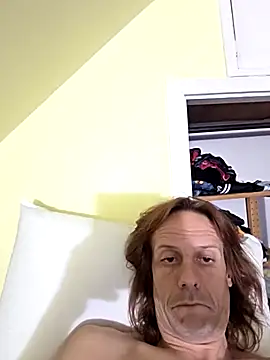 Danny19867 online show from 11, 11, 2025