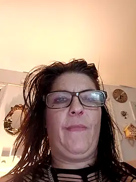 Snapshot of Neveah1 chatting on 7, 10, 2025 Neveah1 online show from 7, 10, 2025