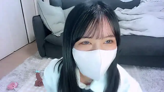 Snapshot of moemilk chatting on 11, 10, 2025 moemilk online show from 11, 10, 2025