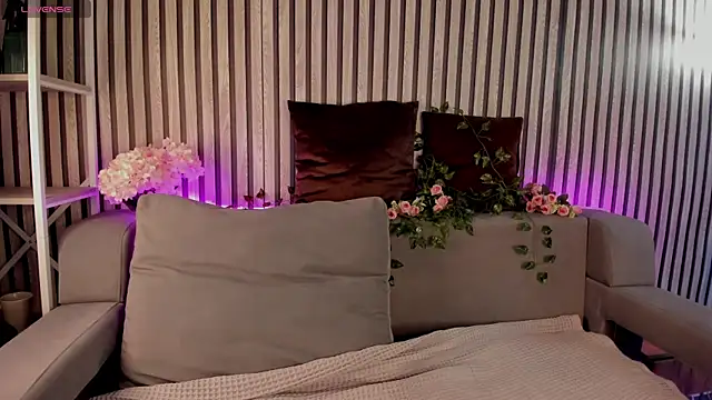 Casey Sweeet online show from 19, 5, 2026
