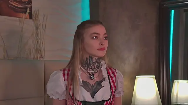 Snapshot of AriWild chatting on 27, 9, 2025 AriWild online show from 27, 9, 2025