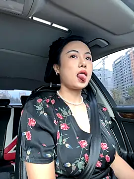 Snapshot of wen521 chatting on 29, 9, 2025 wen521 online show from 29, 9, 2025