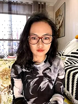 Snapshot of wen521 chatting on 21, 10, 2025 wen521 online show from 21, 10, 2025