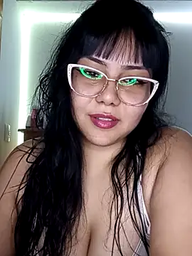 Snapshot of soo2303 chatting on 17, 11, 2025 soo2303 online show from 17, 11, 2025