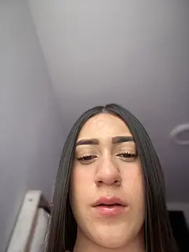 Snapshot of isabela_l chatting on 8, 2, 2026 isabela l online show from 8, 2, 2026