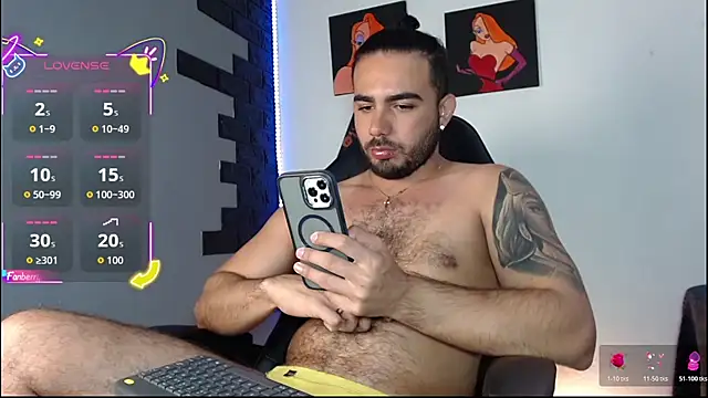 Snapshot of adamhairy chatting on 18, 12, 2025 adamhairy online show from 18, 12, 2025