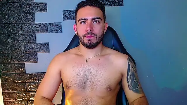 Snapshot of adamhairy chatting on 4, 7, 2026 adamhairy online show from 4, 7, 2026