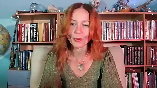 Snapshot of Foxilady357 chatting on 26, 9, 2025 Foxilady357 online show from 26, 9, 2025