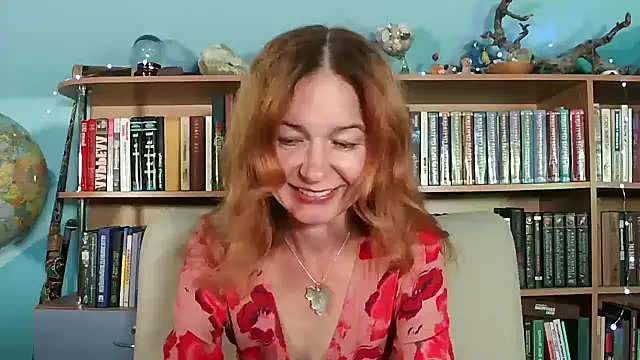 Snapshot of Foxilady357 chatting on 2, 10, 2025 Foxilady357 online show from 2, 10, 2025