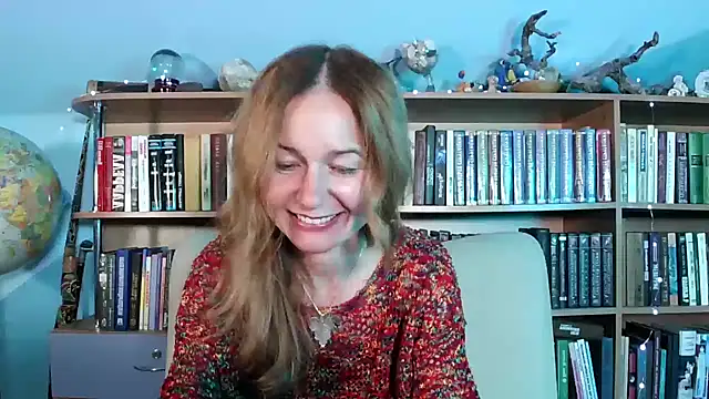 Snapshot of Foxilady357 chatting on 10, 10, 2025 Foxilady357 online show from 10, 10, 2025