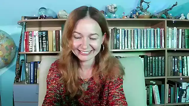 Snapshot of Foxilady357 chatting on 24, 10, 2025 Foxilady357 online show from 24, 10, 2025